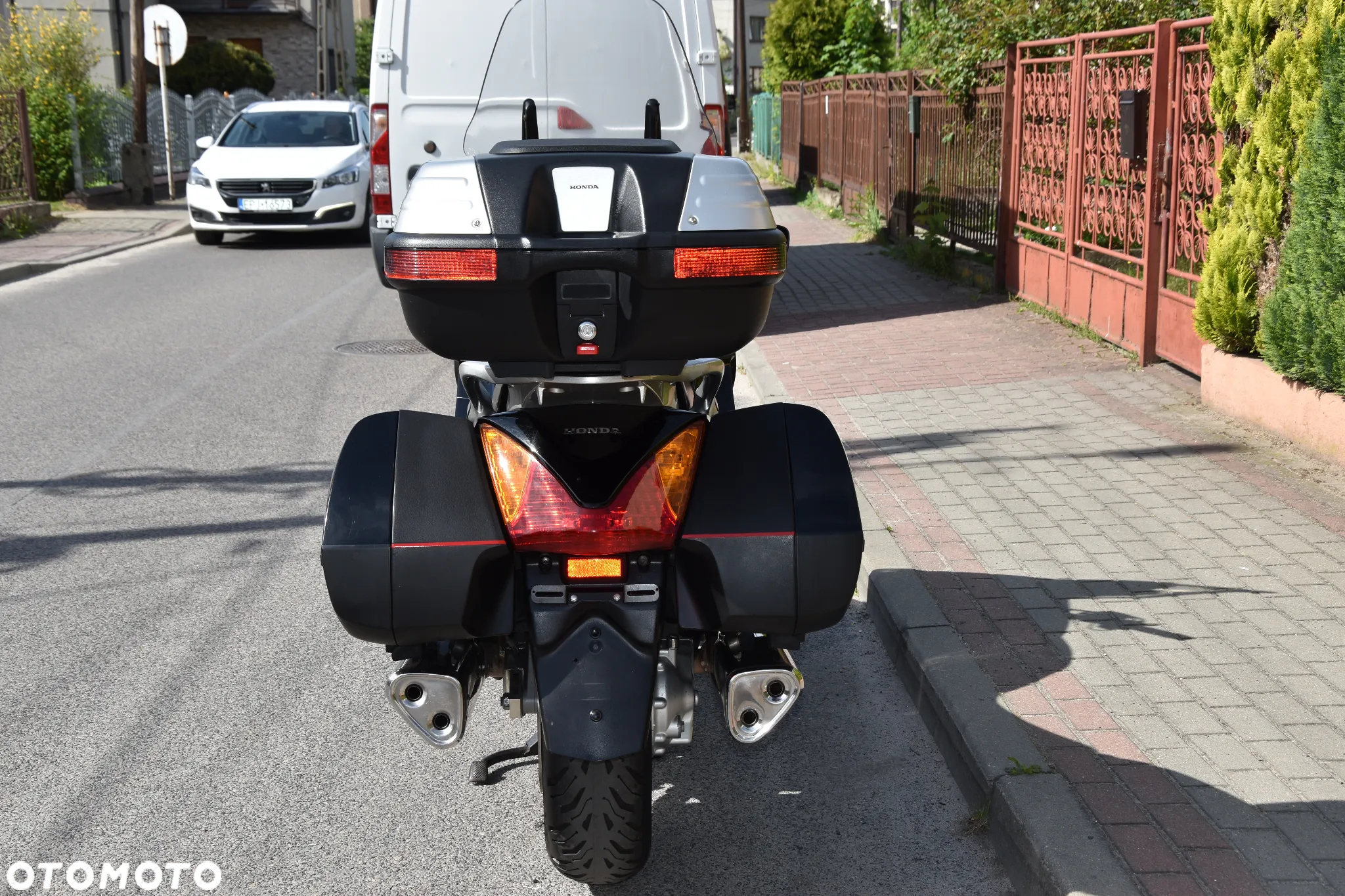 Honda ST - 8