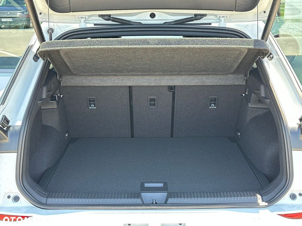 Volkswagen T-Roc 1.5 eTSI R-Line DSG - 10