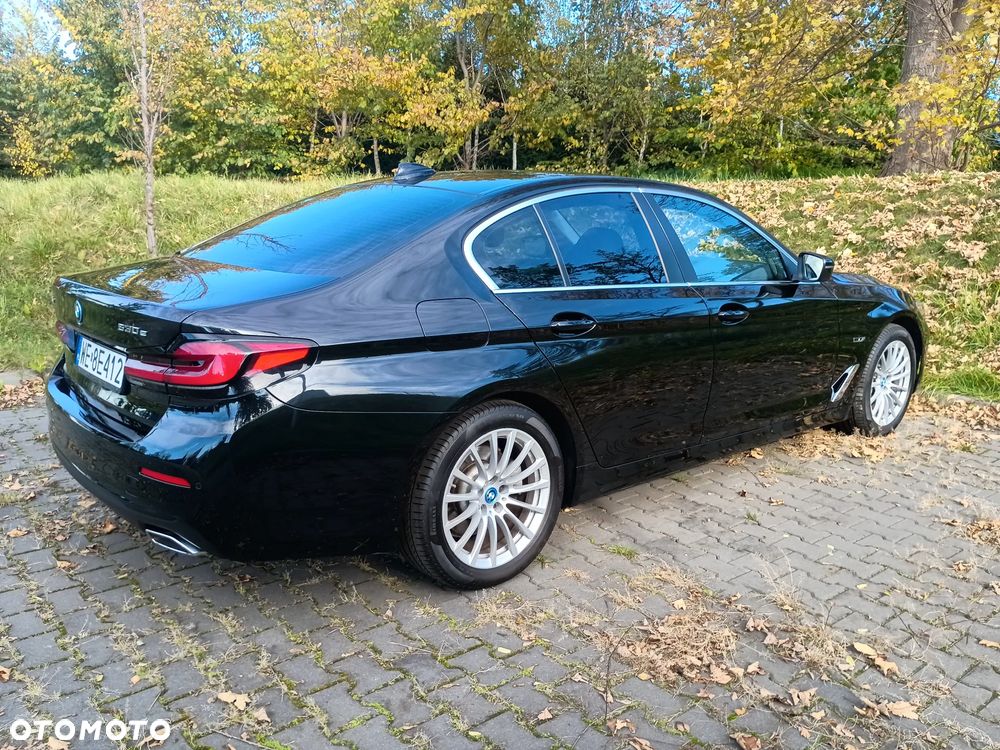 BMW Seria 5 530e Business Edition sport - 6