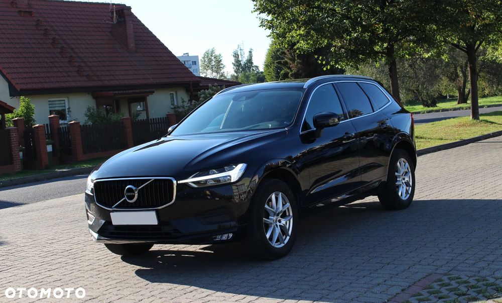 Volvo XC 60 D4 Momentum Pro - 1