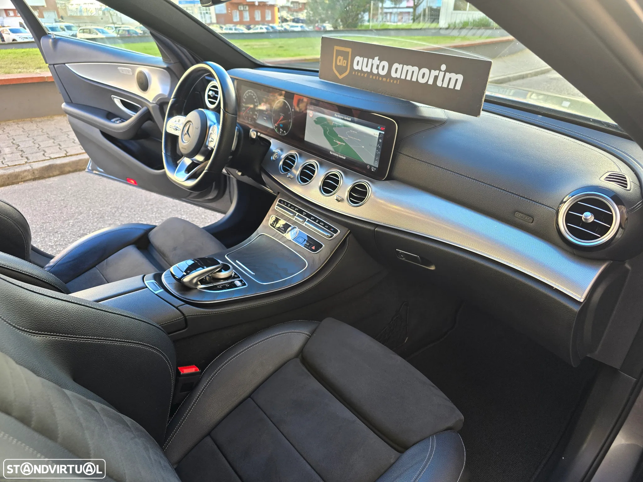 Mercedes-Benz E 300 de AMG Line - 32