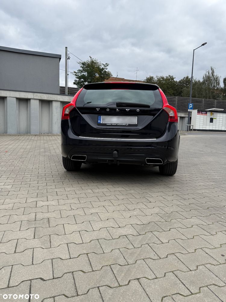 Volvo V60 D4 Drive-E Momentum - 5