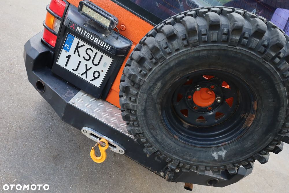 Mitsubishi Pajero 2.8 TD GLS - 13