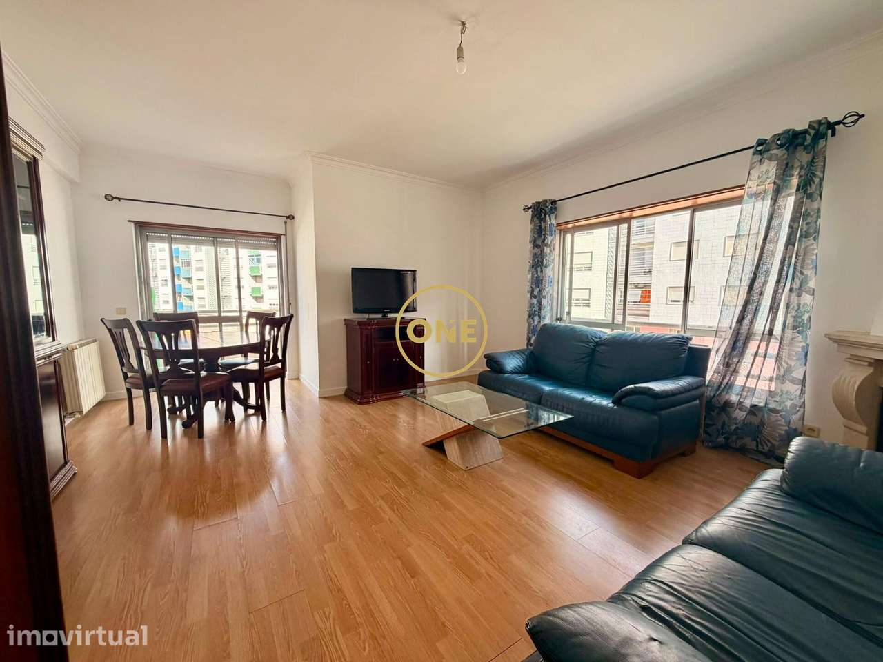 APARTAMENTO T2 COM ARRECADAÇÃO 111 M2 QUINTA DA MARIALVA ,CORROIOS - Grande imagem: 2/31