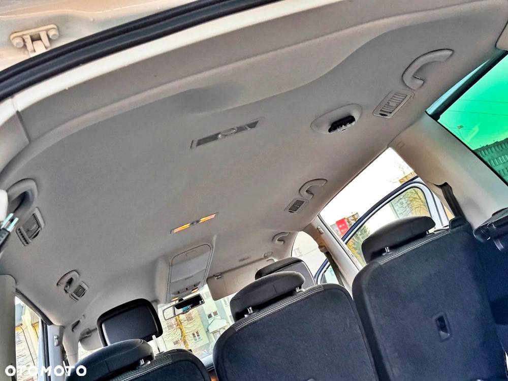 Volkswagen Sharan 2.0 TDI 4Motion BlueMotion Technology Highline - 9