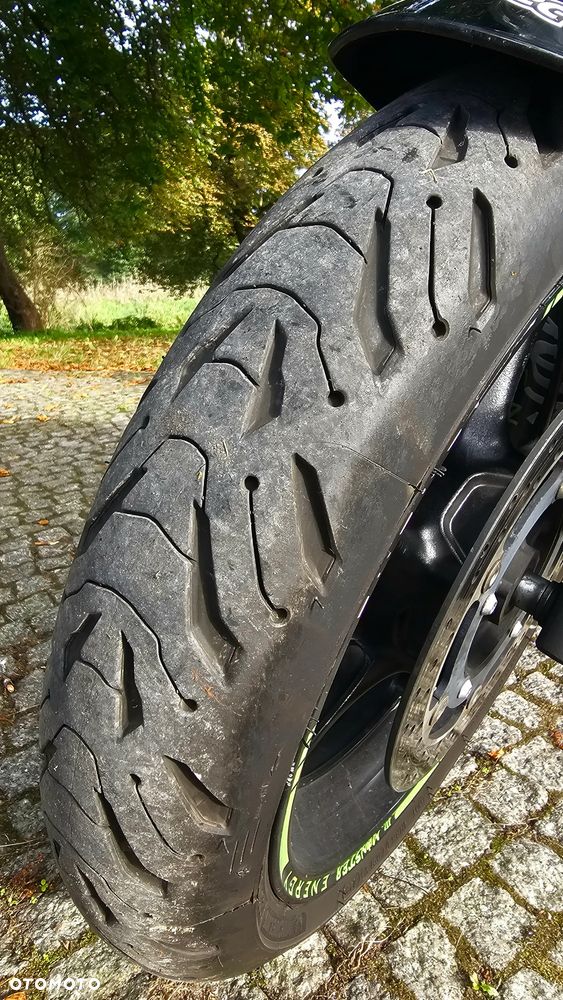 Yamaha XJ - 4