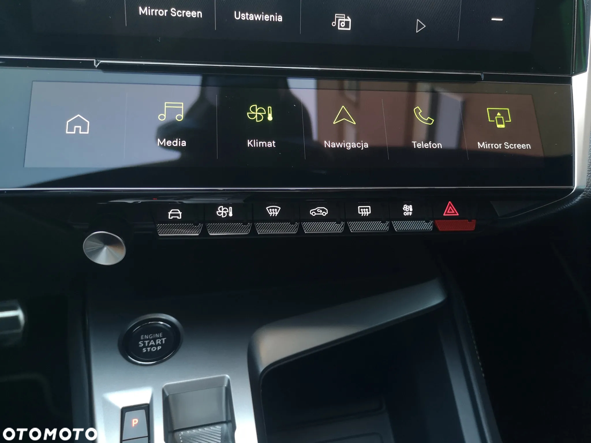Peugeot 408 1.2 PureTech Allure S&S EAT8 - 17