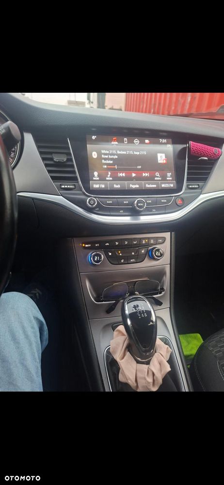 Opel Astra 1.6 CDTI Enjoy - 9