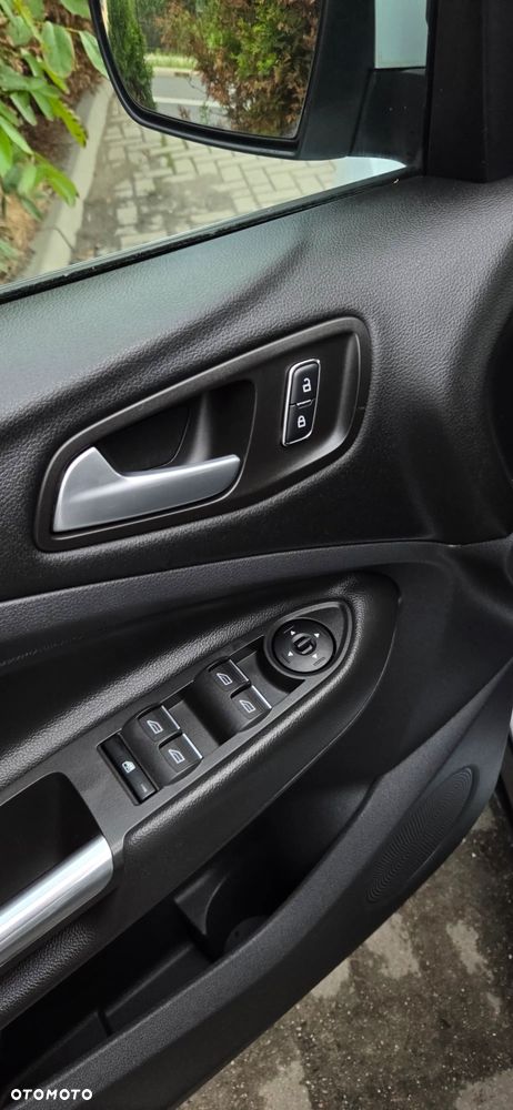 Ford Kuga 1.5 EcoBoost FWD Trend ASS - 26