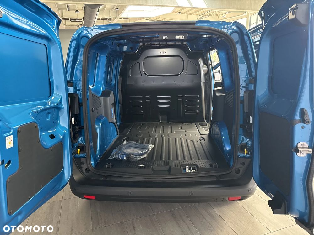 Ford Courier - 5