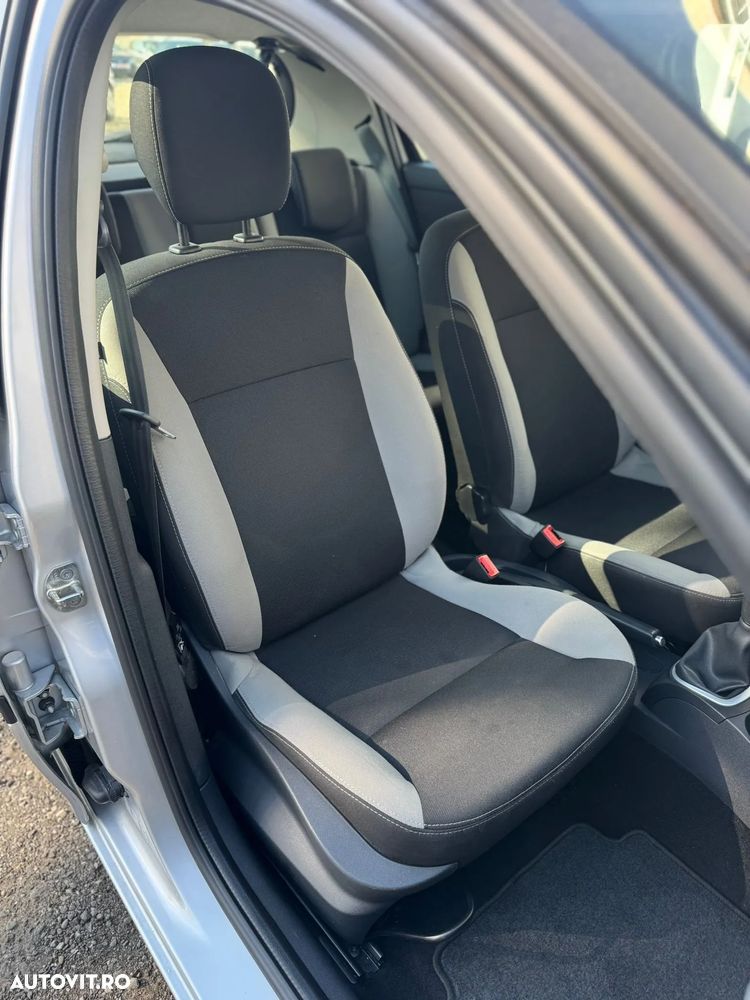 Renault Clio 1.2 16V 75 Collection - 33