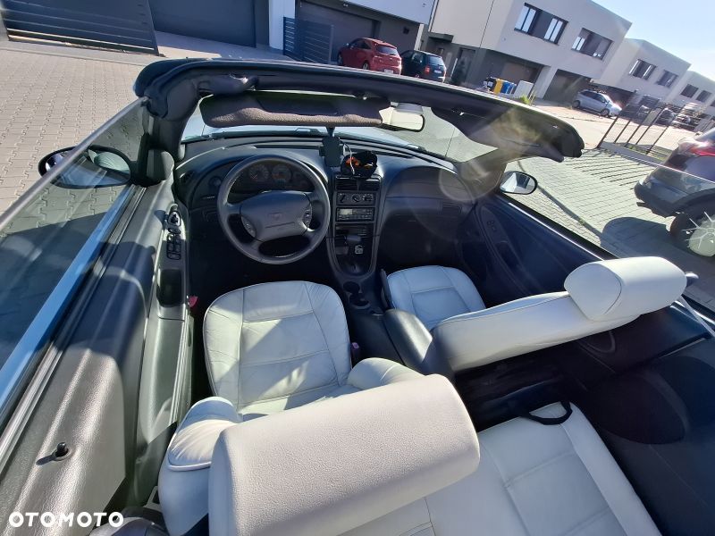 Ford Mustang 4.0 V6 - 37