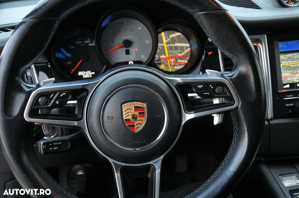 Porsche Macan - 14
