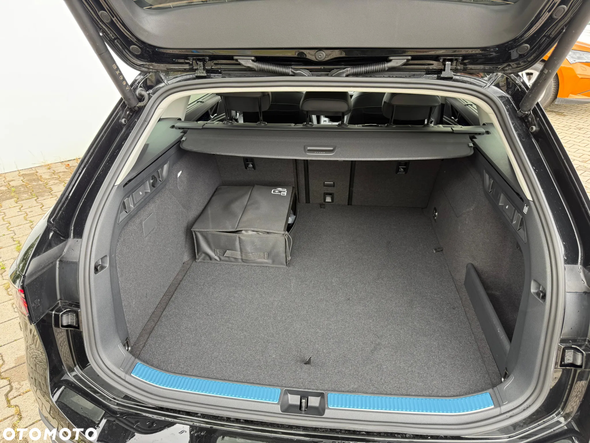 Volkswagen Passat 1.5 TSI ACT mHEV Business Plus DSG - 16