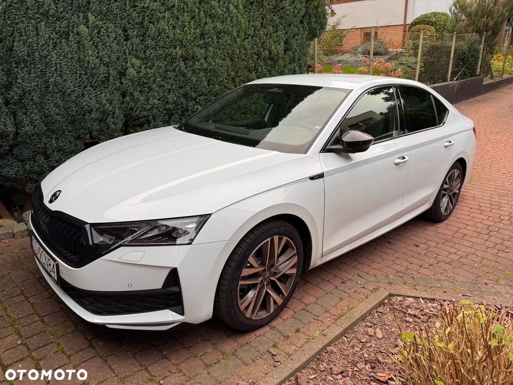 Skoda Octavia 1.5 TSI mHEV Sportline DSG - 8