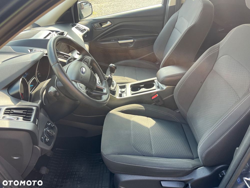 Ford Kuga 1.5 EcoBoost 2x4 Cool & Connect - 9