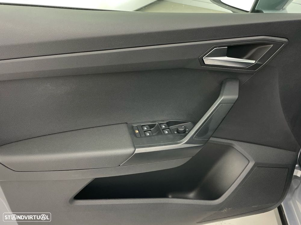 SEAT Arona 1.0 TSI Style DSG - 18