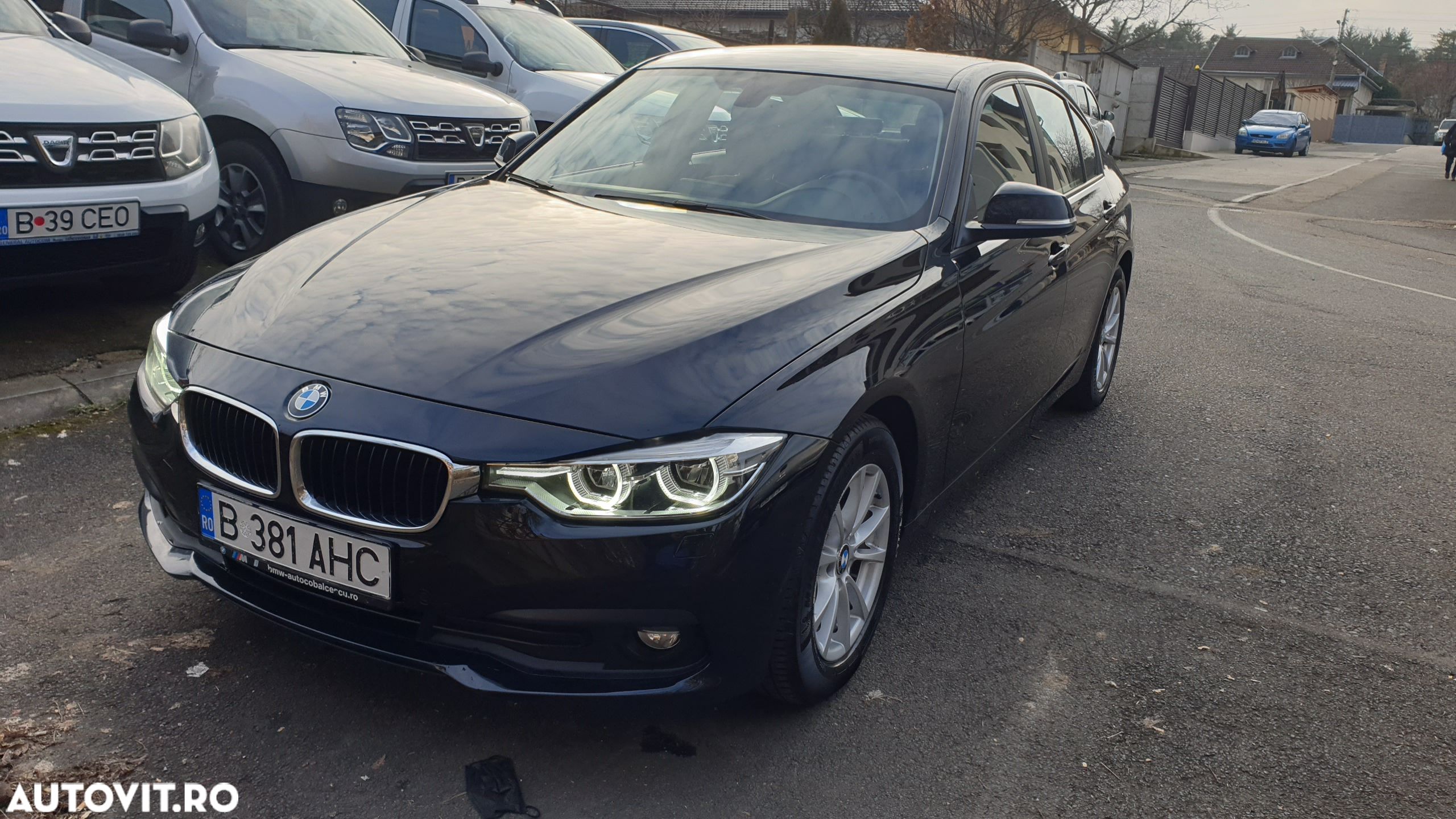 BMW Seria 3 318d xDrive Advantage - 1