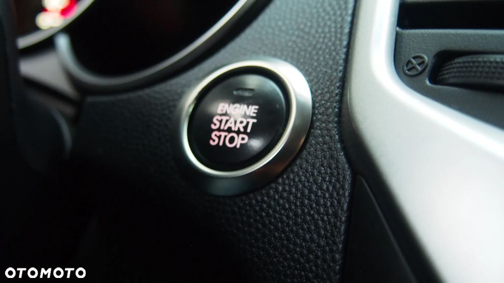 Kia Venga 1.4 CVVT Business Line - 31