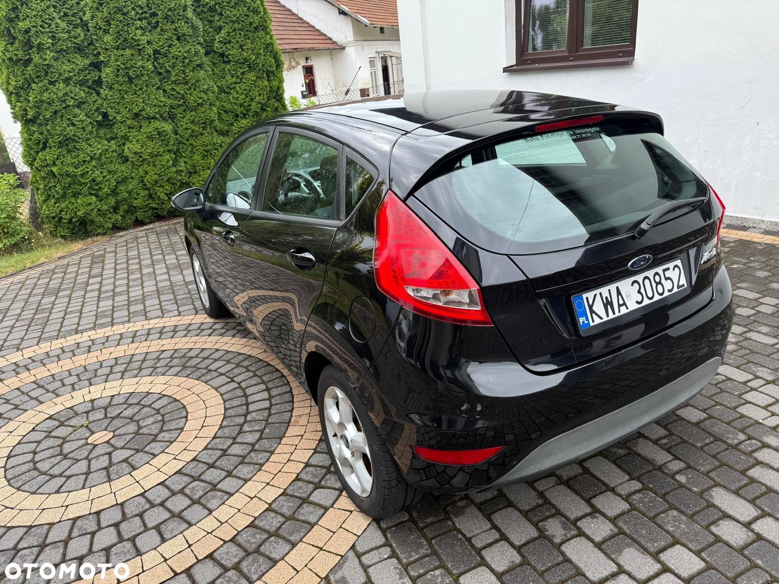 Ford Fiesta 1.25 Ambiente - 1