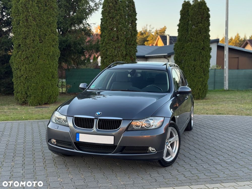 BMW Seria 3 318i - 12