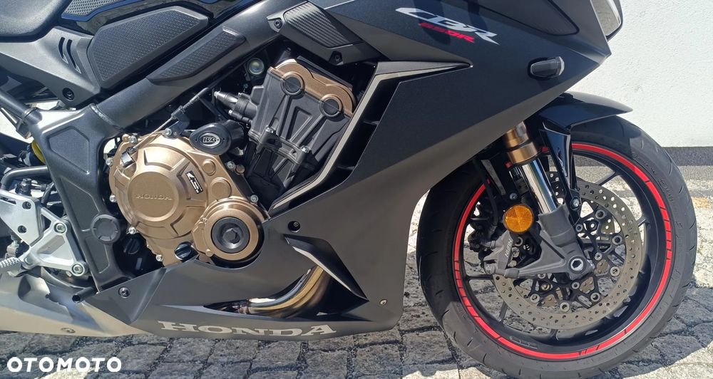 Honda CBR - 13