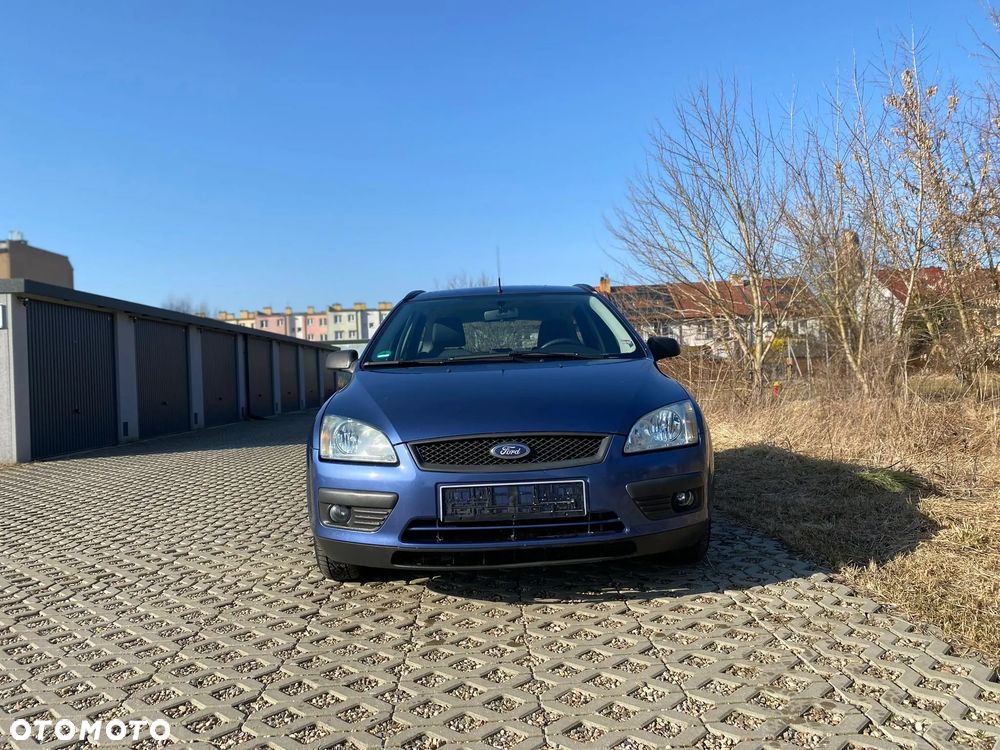Ford Focus 1.4 16V Trend - 10