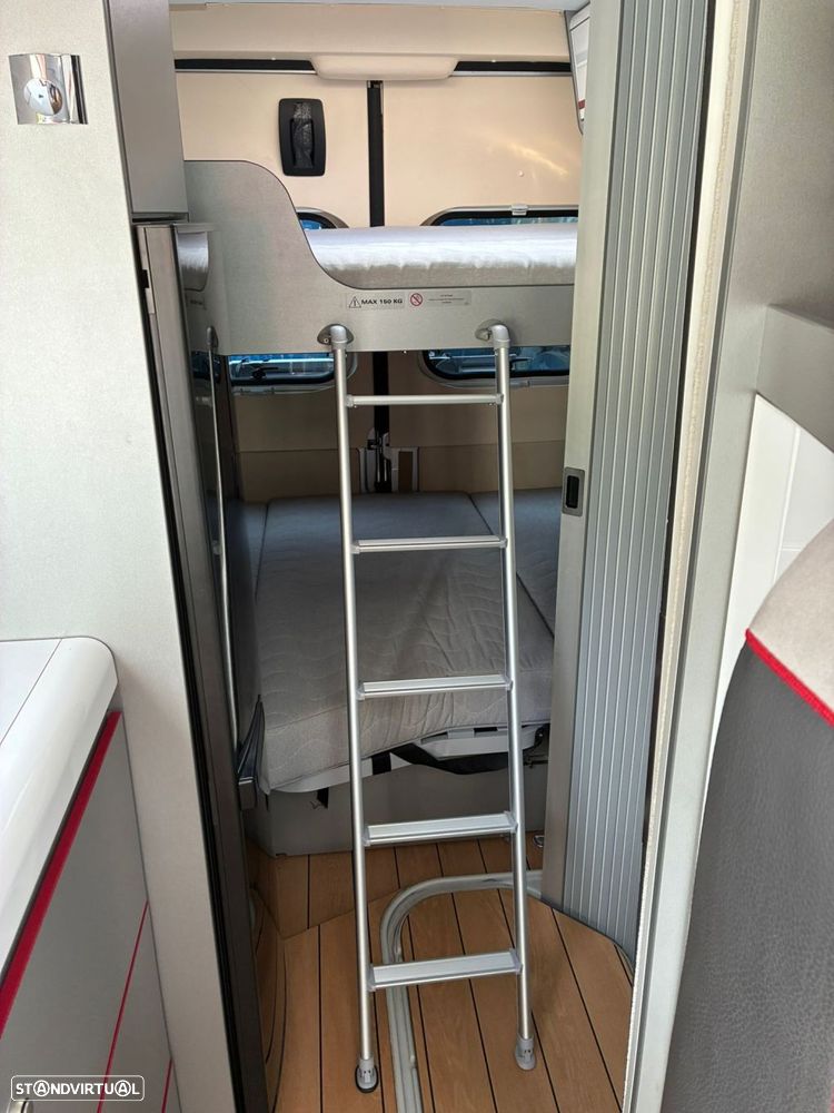 Citroen Jumper 2.0 BlueHDi 35 L4 CD - 28