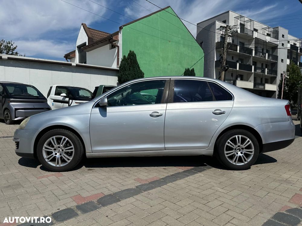 Volkswagen Jetta 1.9 TDI Comfortline - 13