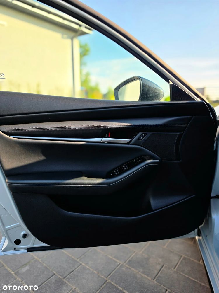 Mazda 3 - 11