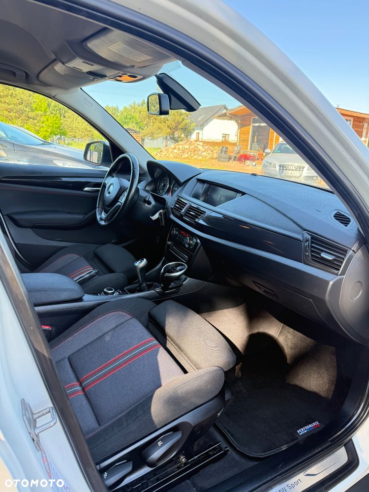 BMW X1 sDrive18i xLine - 30