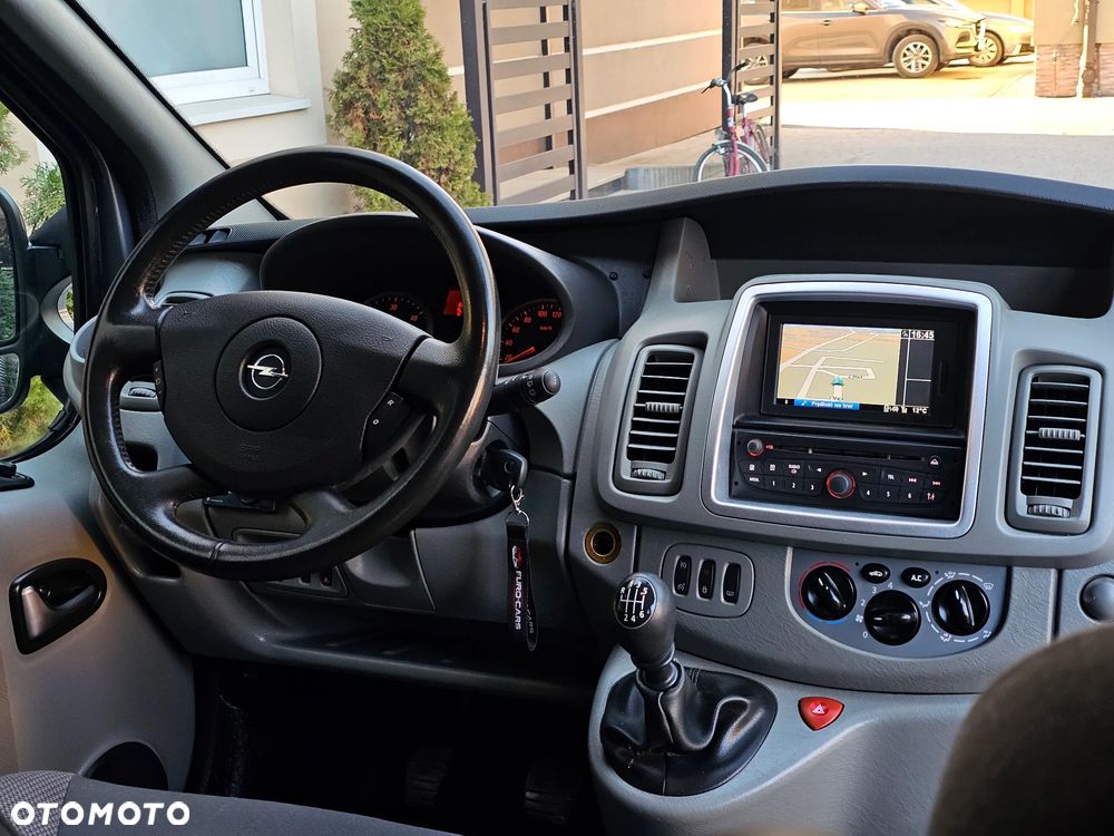 Opel Vivaro - 15
