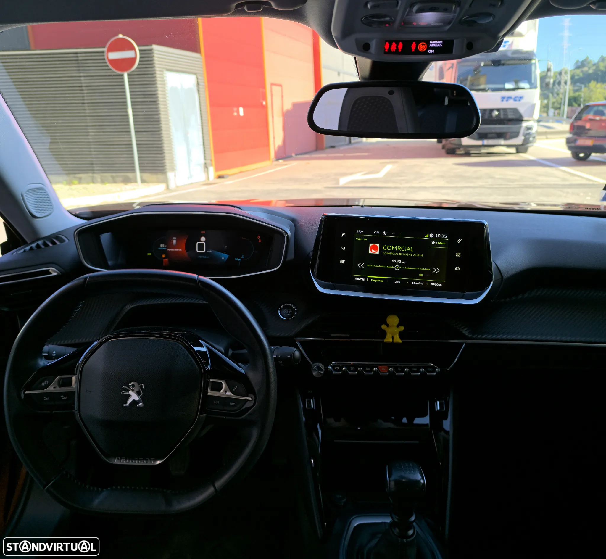 Peugeot 2008 1.2 PureTech Allure - 8