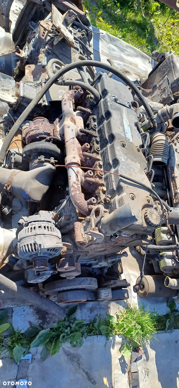 Silnik Cummins ISB6.7E5250