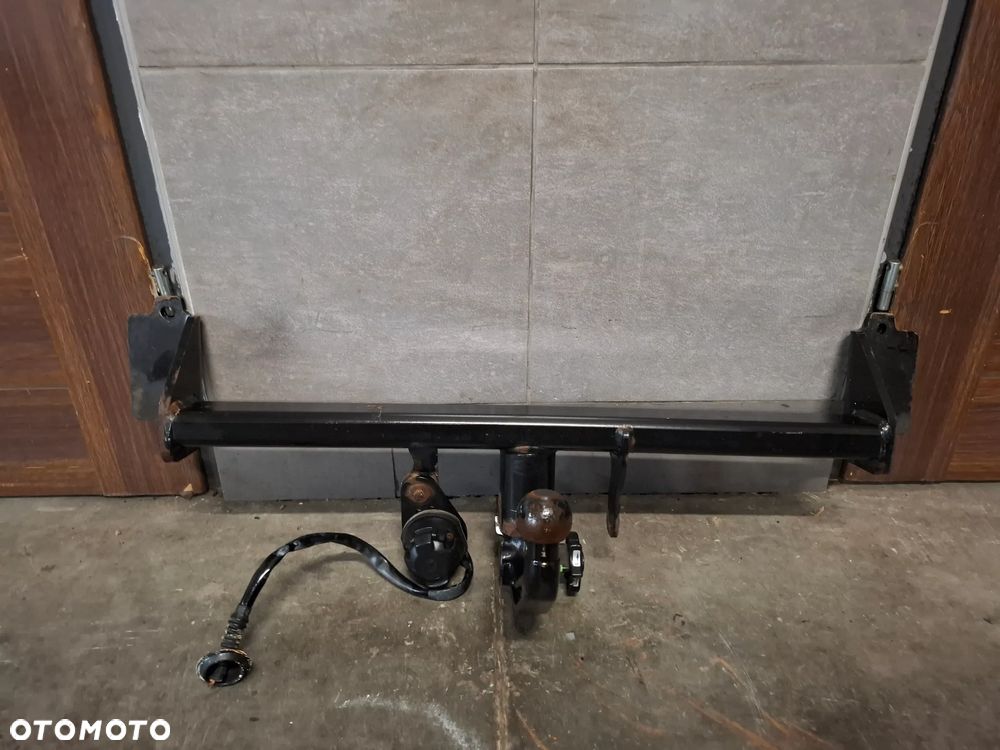 Hak holowniczy BMW X3 F25 rok 2011 WESTFALIA - 1