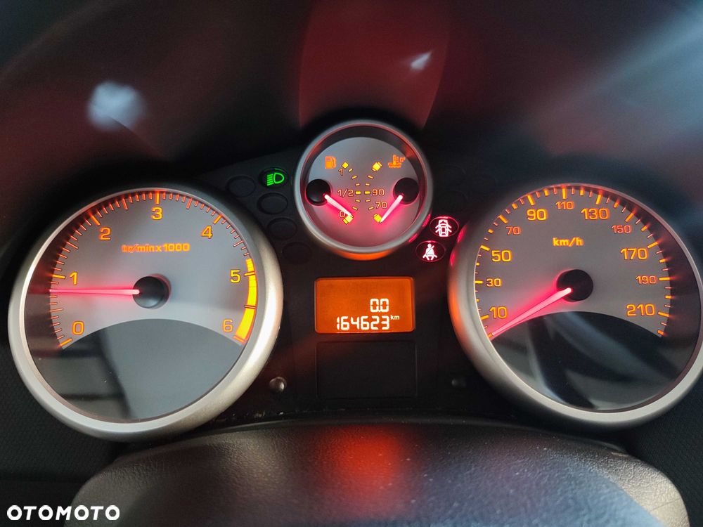 Peugeot 207 - 2