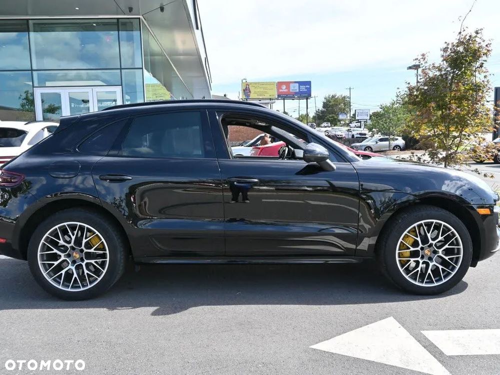 Porsche Macan Turbo - 4