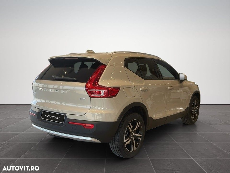 Volvo XC 40 B3 AT FWD MHEV Core - 5
