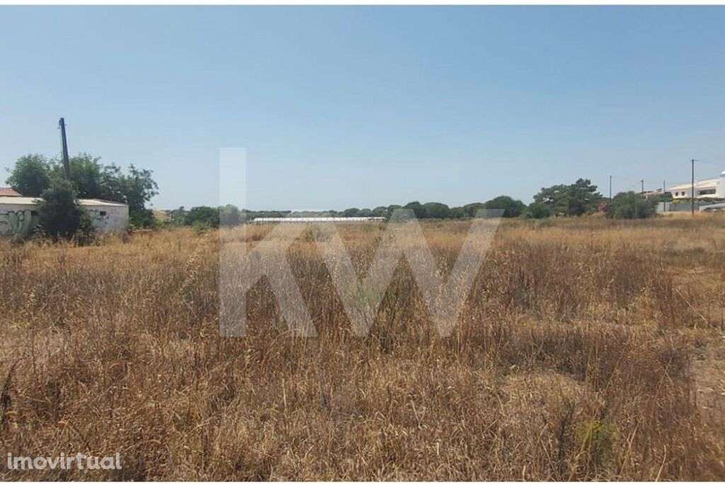 Terreno com projeto para construção de 47 apartamentos em Faro, Algarv - Grande imagem: 4/26