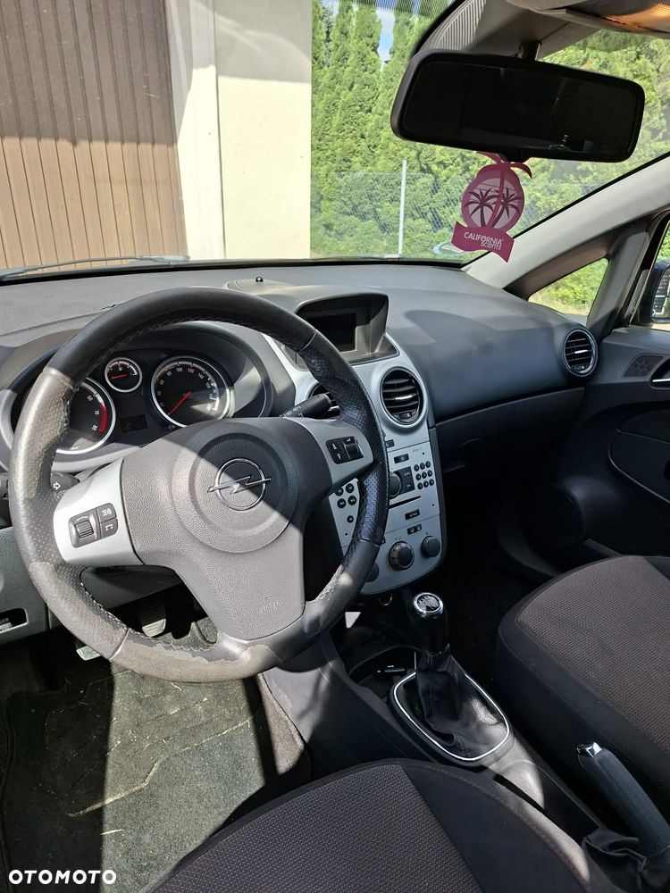 Opel Corsa - 7