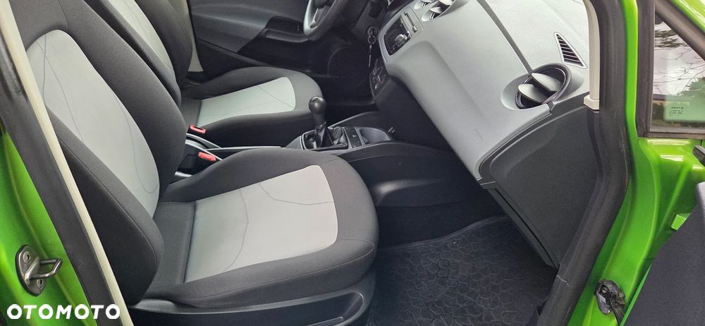 Seat Ibiza 1.4 16V Reference - 28