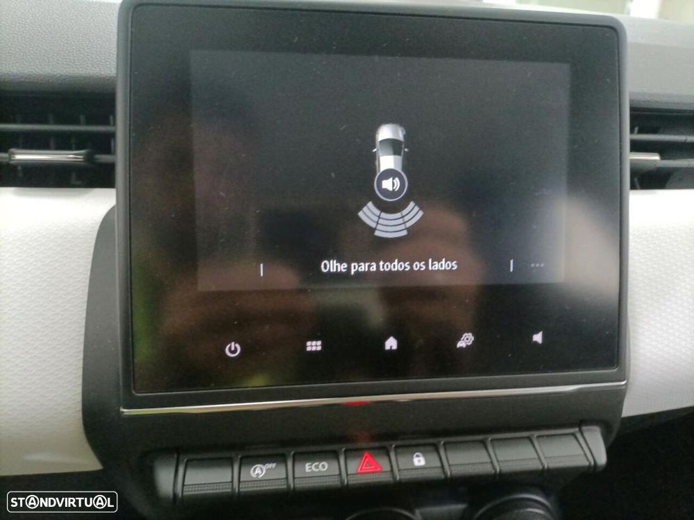 Renault Clio 1.0 TCe Limited Bi-Fuel - 6