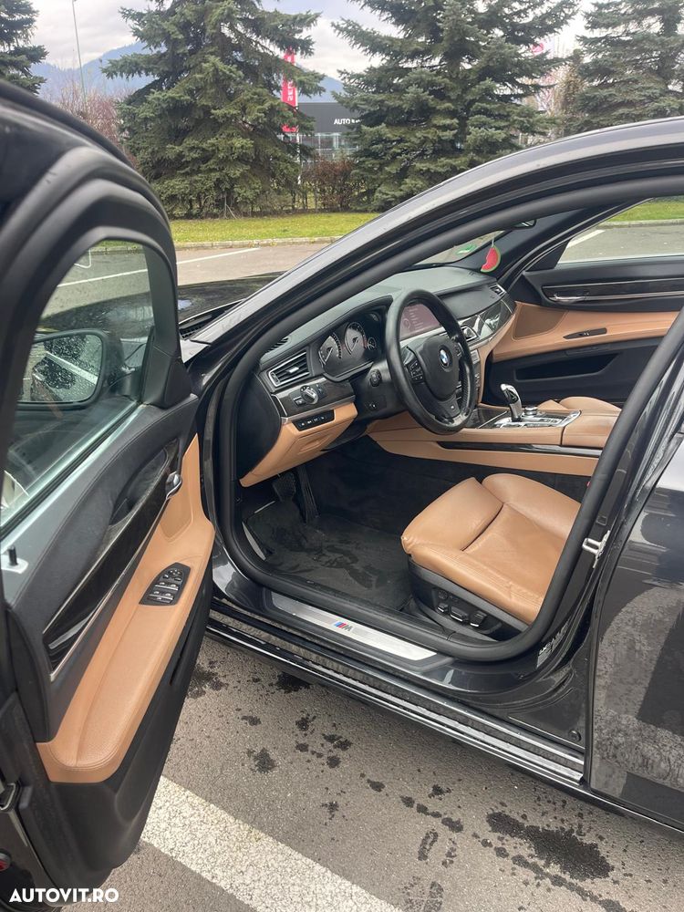 BMW Seria 7 740d xDrive Aut. - 2