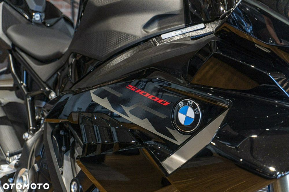 BMW S - 11