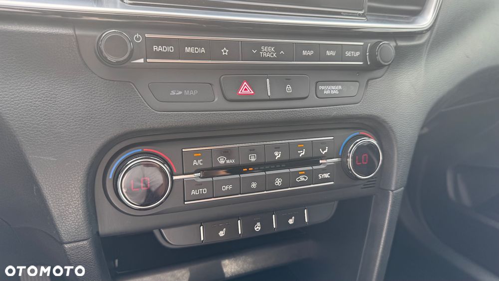 Kia Ceed 1.4 T-GDI DCT OPF Spirit - 37