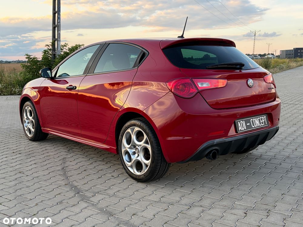 Alfa Romeo Giulietta 1.4 TB 16V Sport - 2