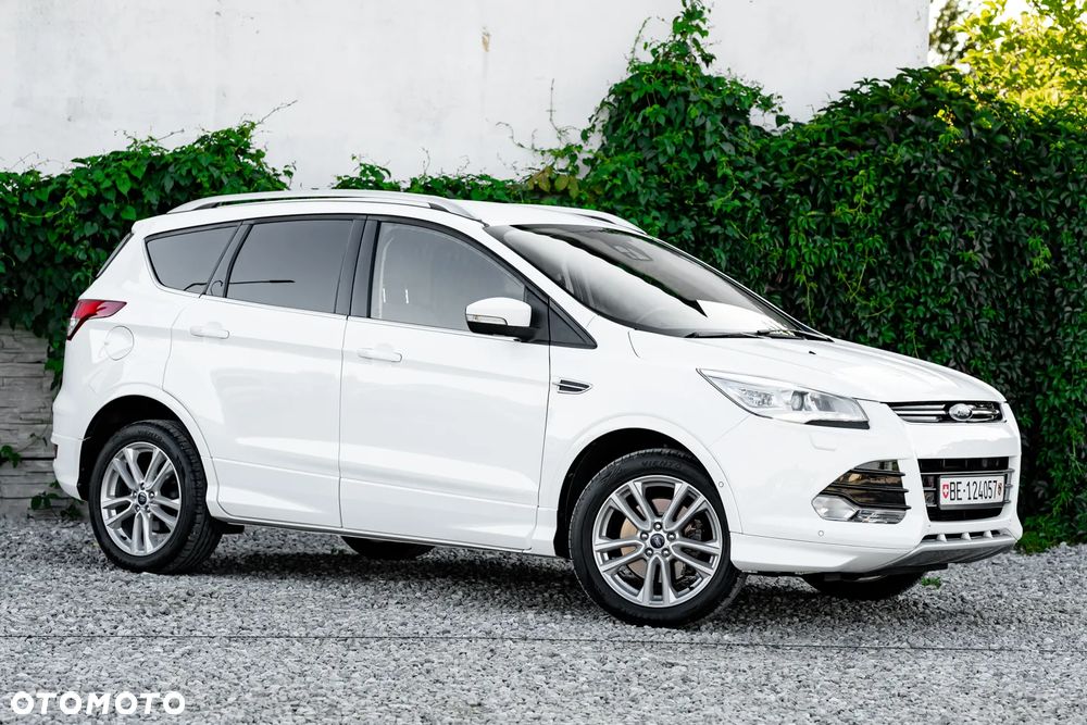 Ford Kuga 2.0 TDCi 4x4 Trend - 4