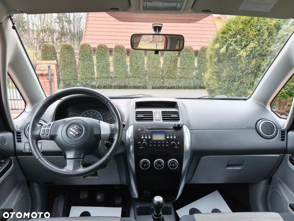 Suzuki SX4 1.6 VVT 4x4 Comfort - 9