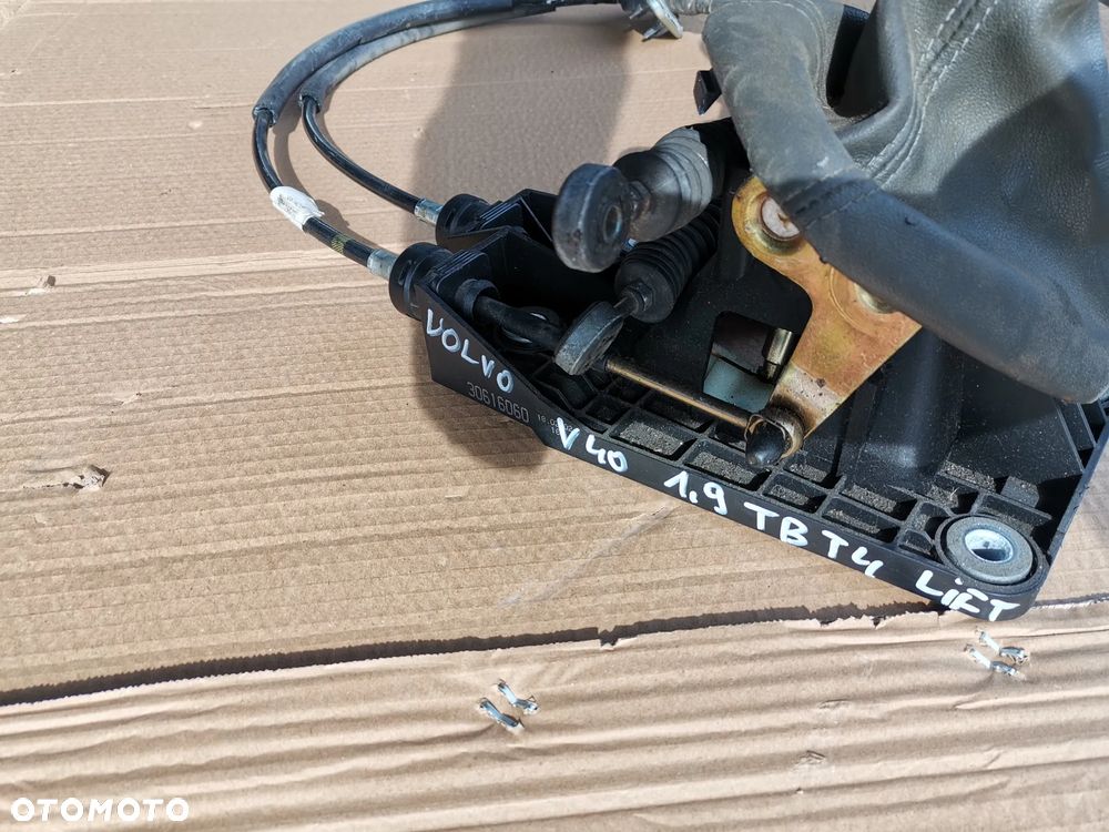 Wybierak biegow lewarek VOVLO V40 1.9TB T4 LIFT - 2