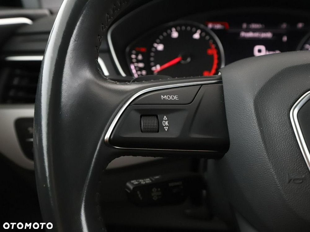 Audi A4 Avant 35 TDI S tronic - 30